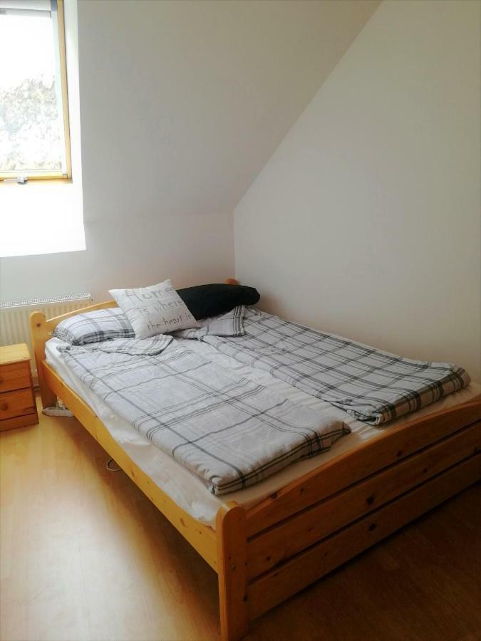 Centrum - A. Apartman Печ Екстериор снимка