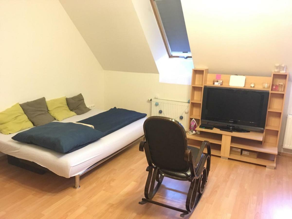 Centrum - A. Apartman Печ Екстериор снимка